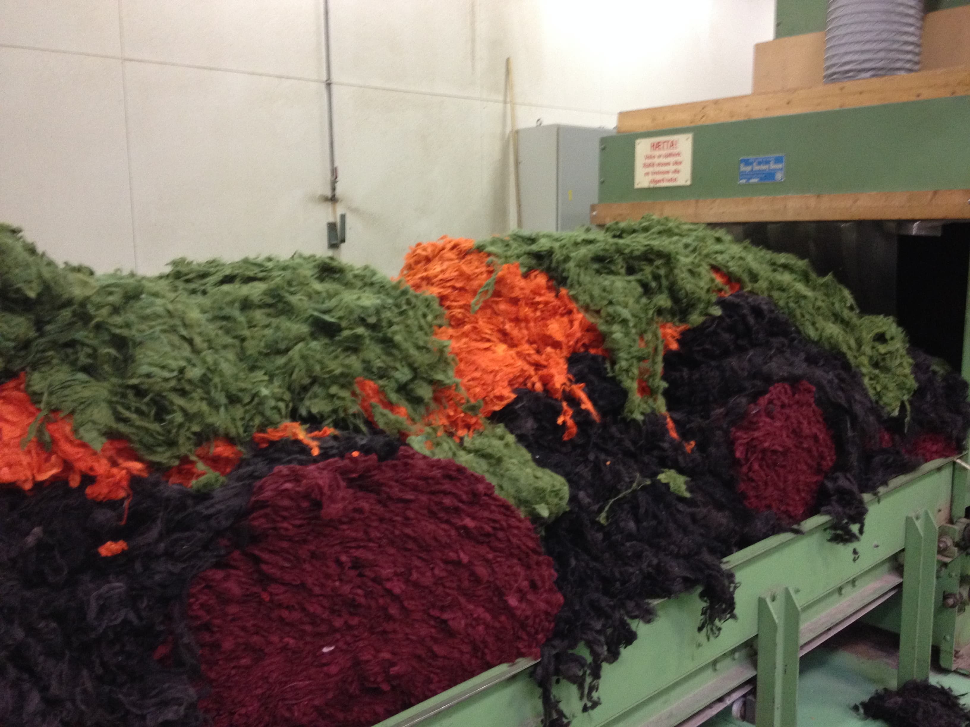 Icelandic Wool Yarn Factory Tour - photo 4