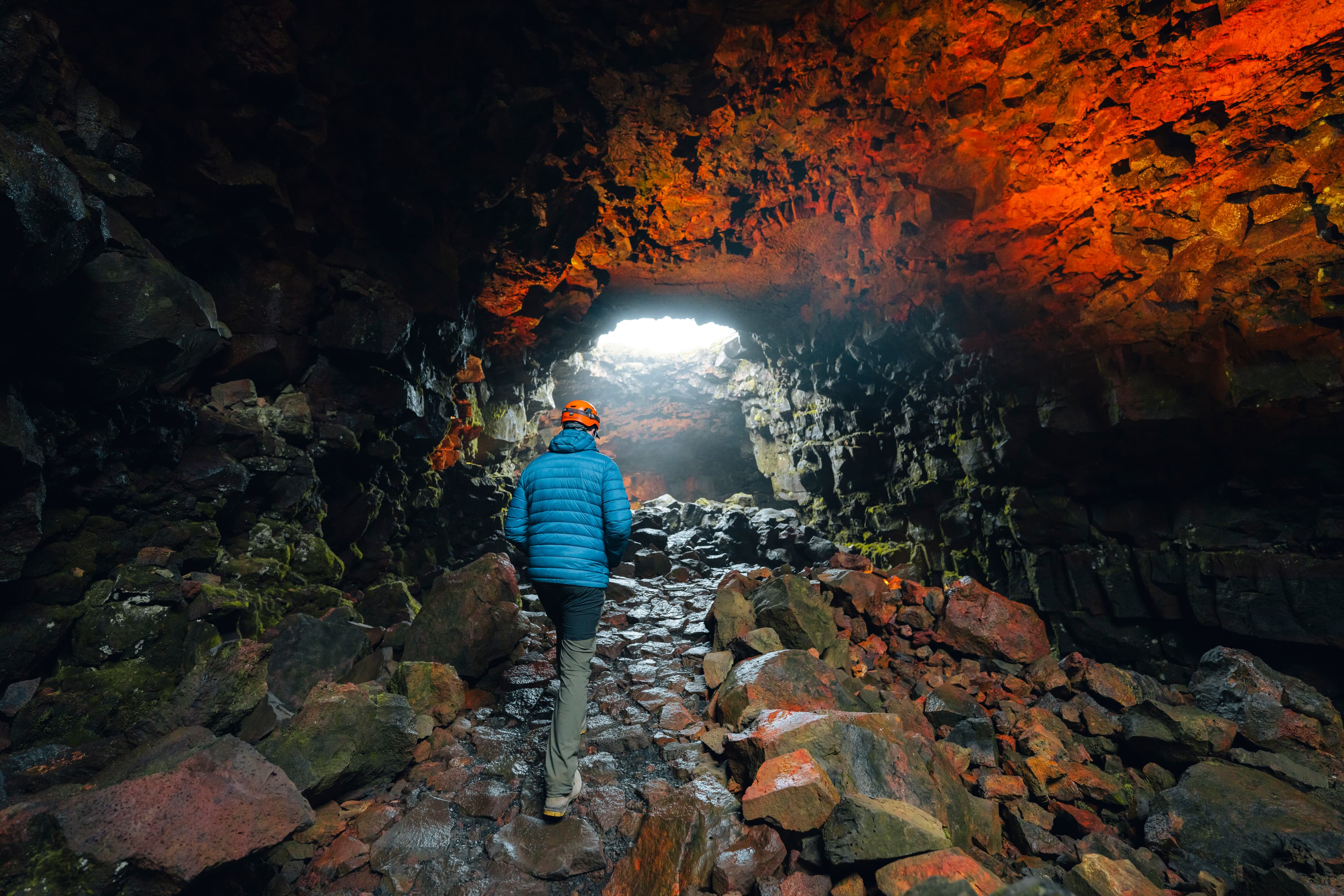 Volcanic Caves and Craters: The Lava Tunnel, Grindavík & Reykjanes Lava Fields Combo Tour - photo 13