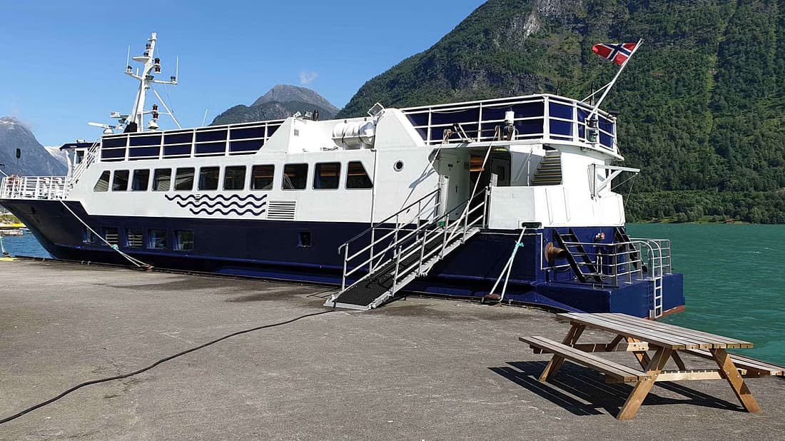 Whales & Waves: An Epic Marine Adventure Tour - photo 3