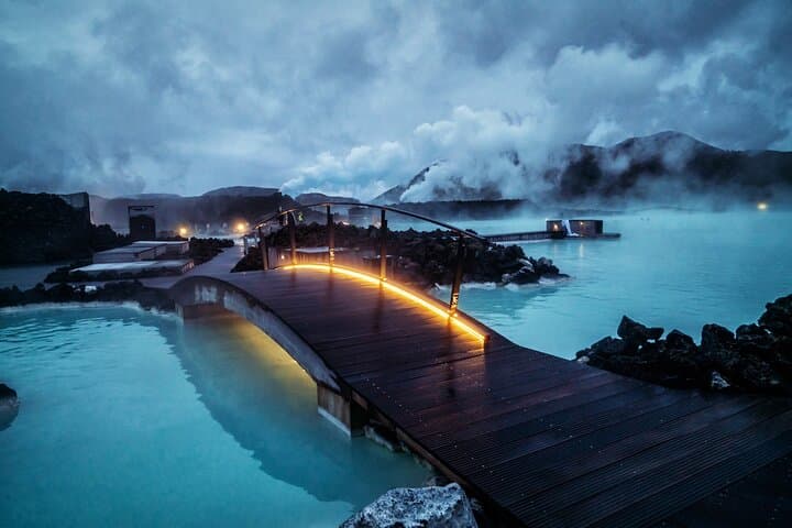 Reykjavík/Keflavík–Blue Lagoon, Silica & Retreat Transfer - photo 11