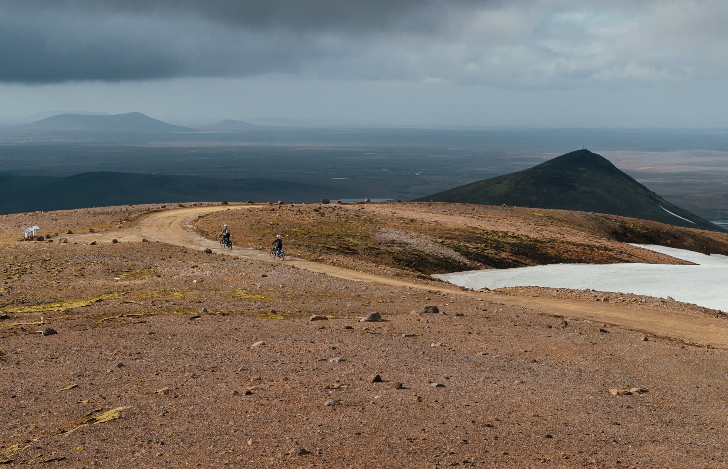 E-Mountain Bike Tour in the Icelandic Highlands | Rafmögnuð fjallahjólaferð í Kerlingarfjöllum - photo 4