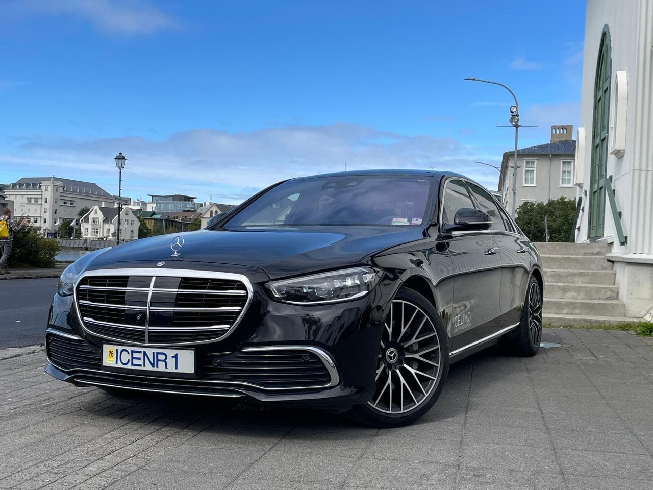 Private Transfer Keflavik Airport →  Reykjavik. VIP SEDAN 2 Pax.   