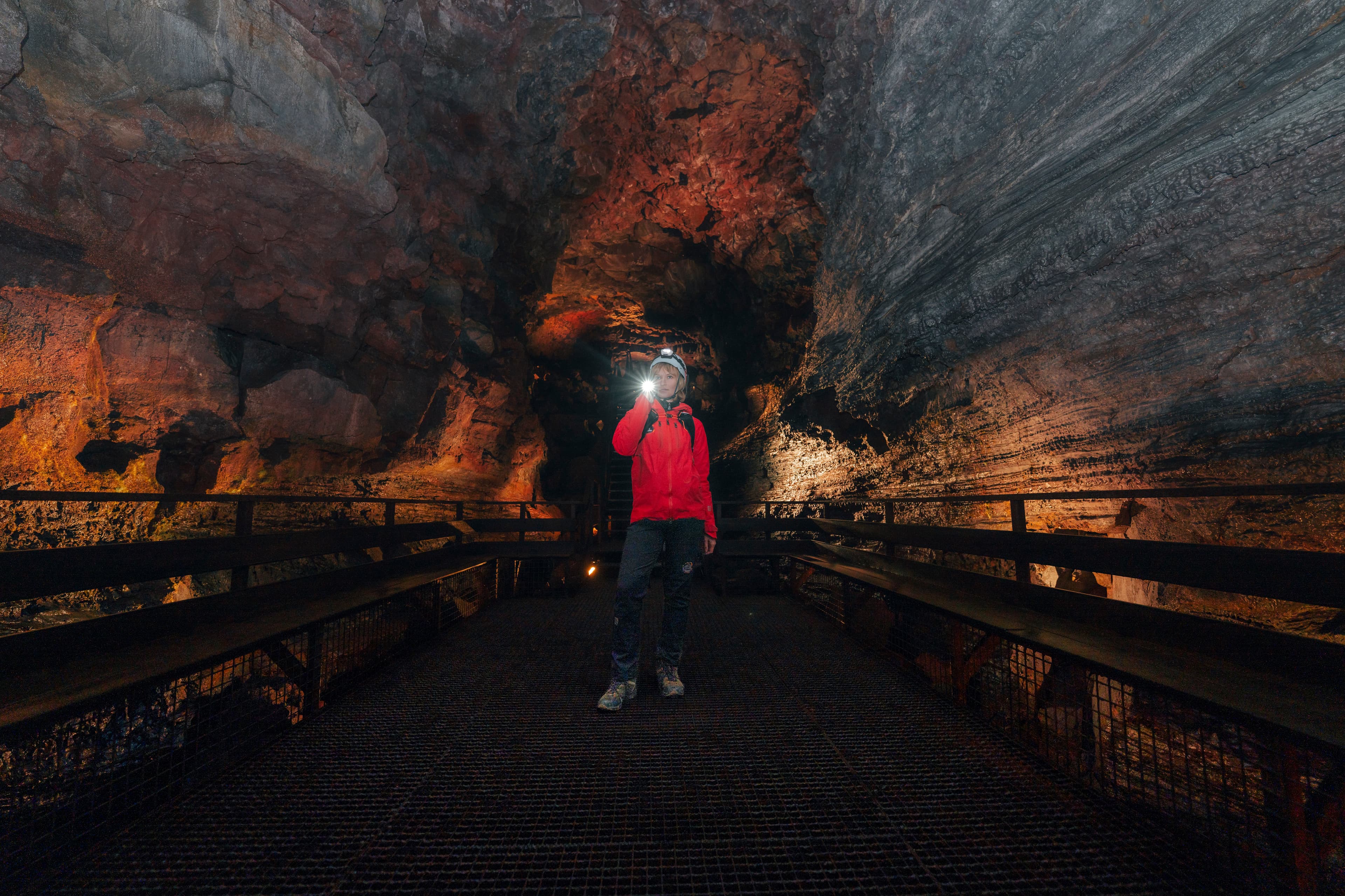 Volcanic Caves and Craters: The Lava Tunnel, Grindavík & Reykjanes Lava Fields Combo Tour - photo 2