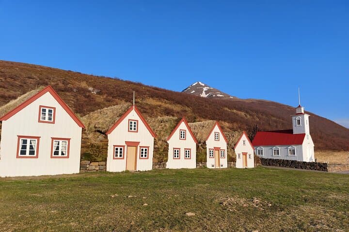 Half-Day Combo Tour to Goðafoss, Laufas and The Christmas House - photo 2