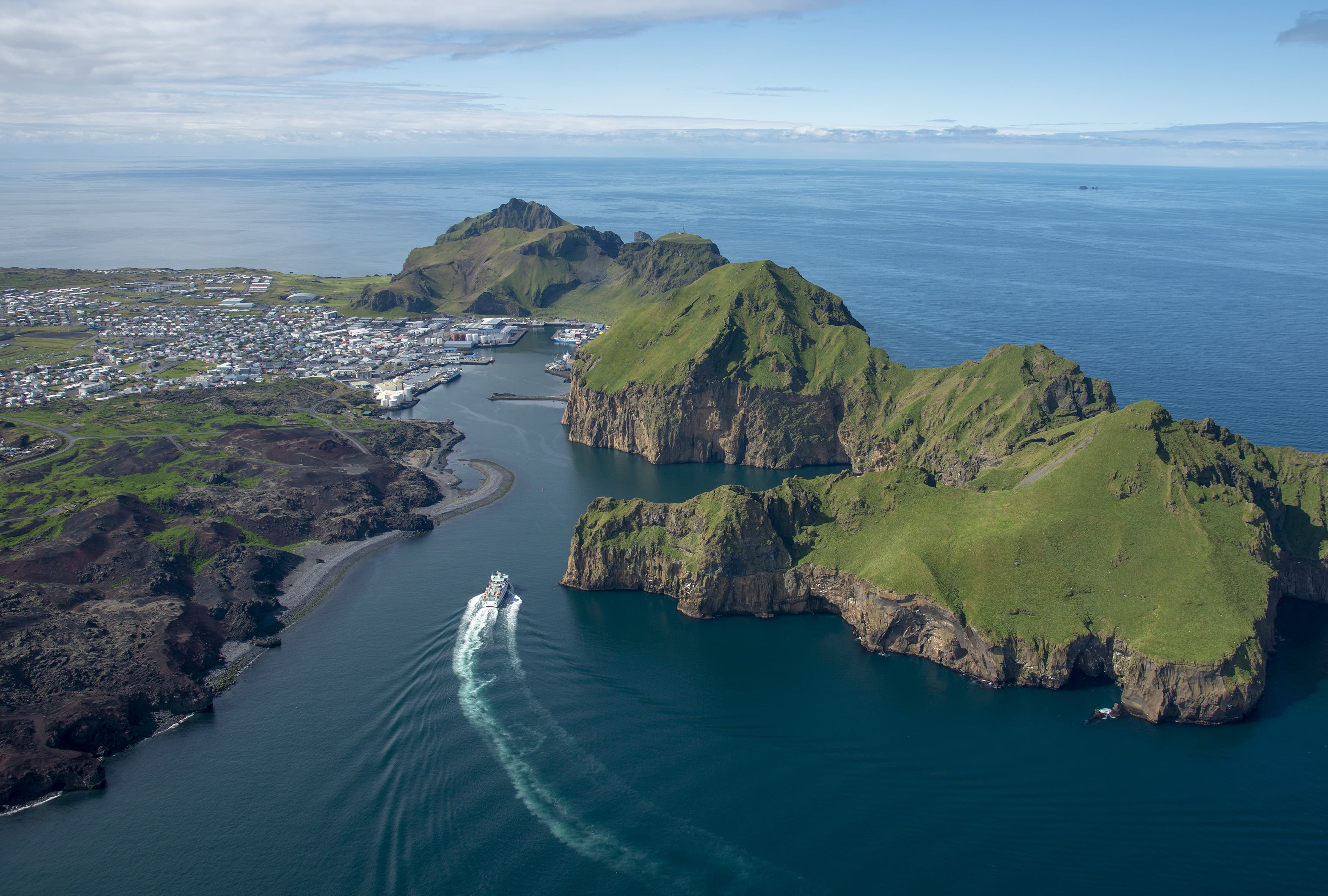 Iceland: Private Westman Islands - Volcano, Wildlife & Scenic Views