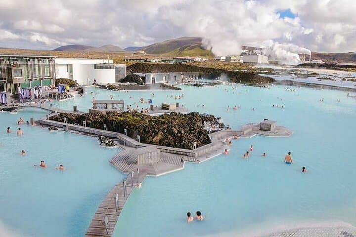 Private Transfer from Blue Lagoon to Reykjavik 