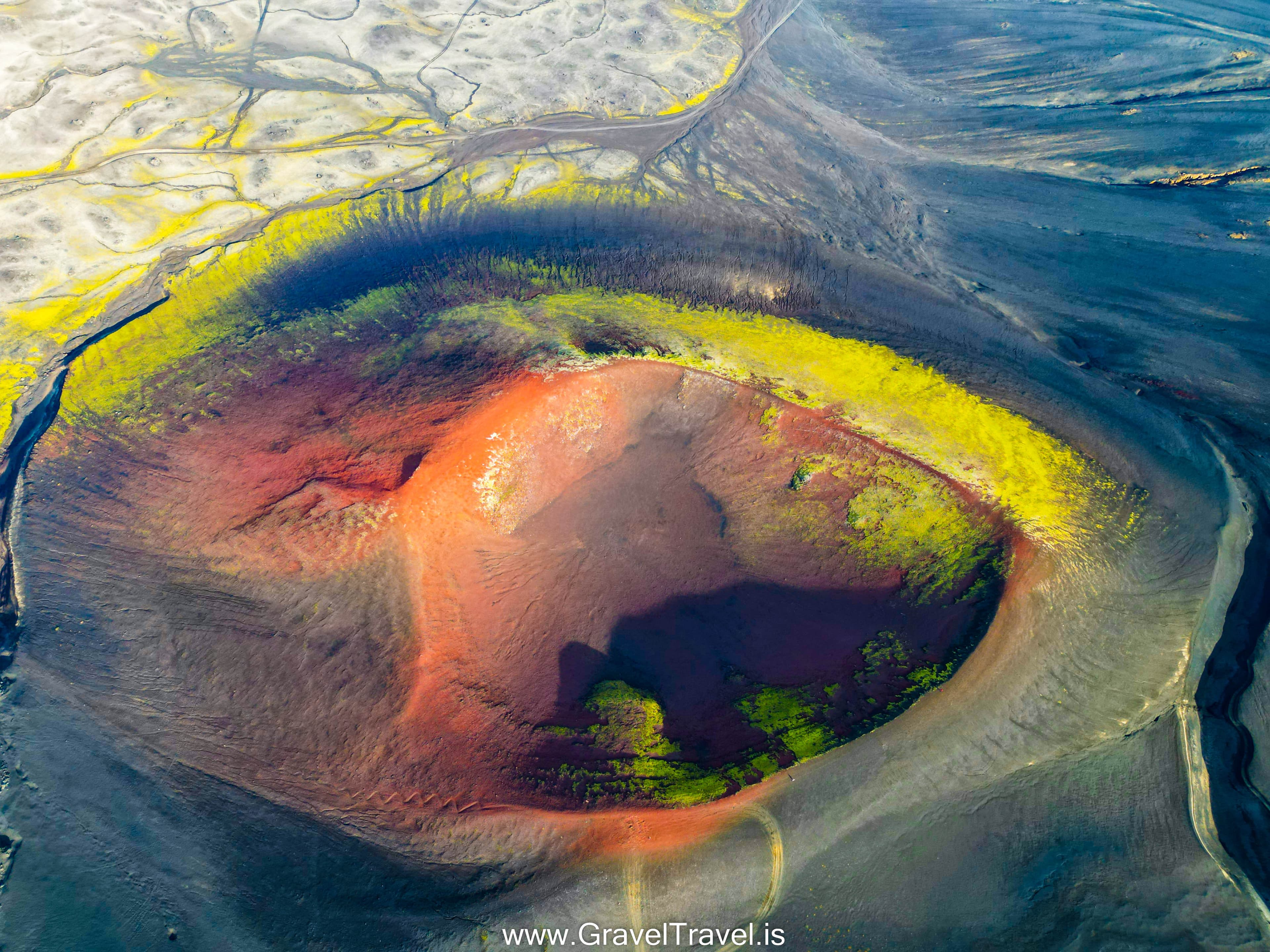 Private Landmannalaugar Super Jeep All Year Transfer - photo 7