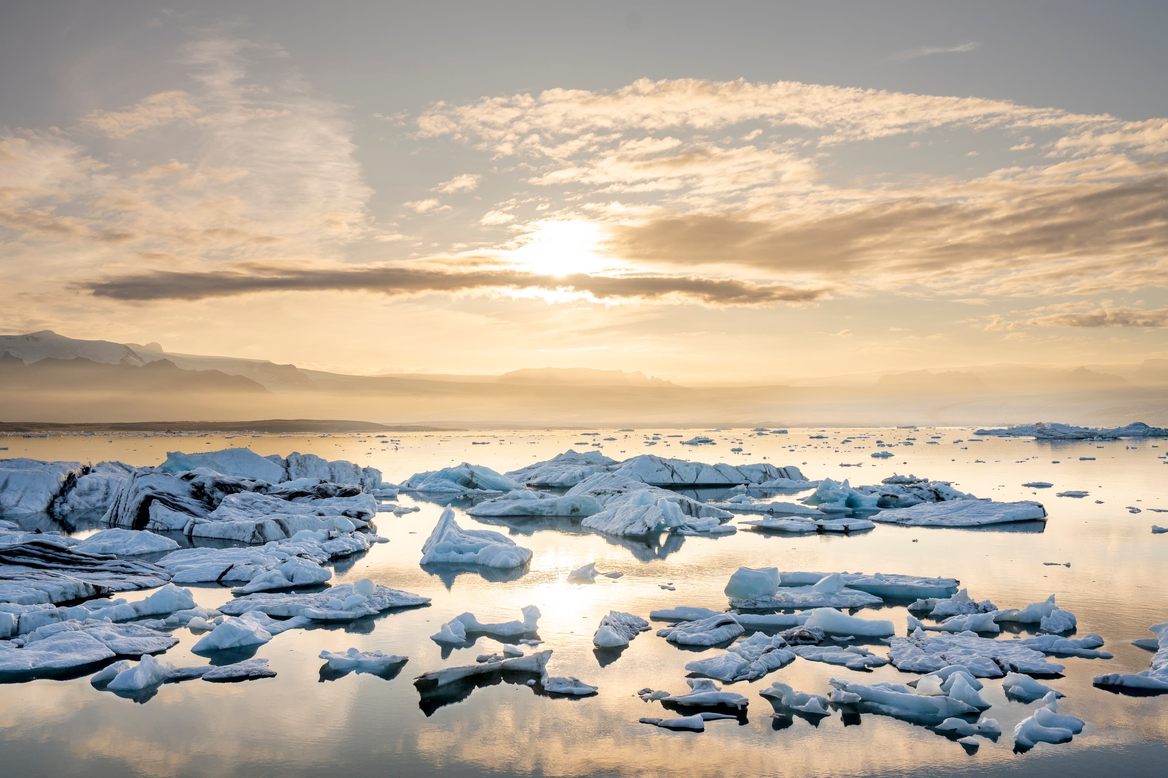 Jökulsárlón Zodiac Boat & Glacier Hike - photo 4