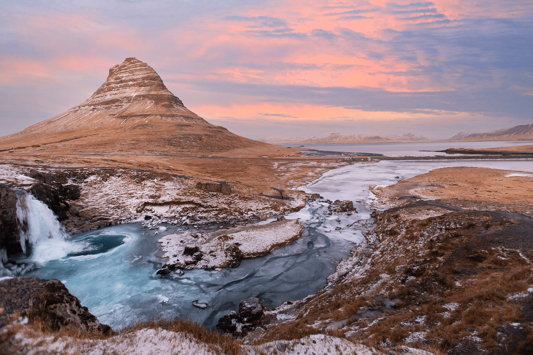 Snæfellsnes Peninsula and Kirkjufell Small Group Tour
