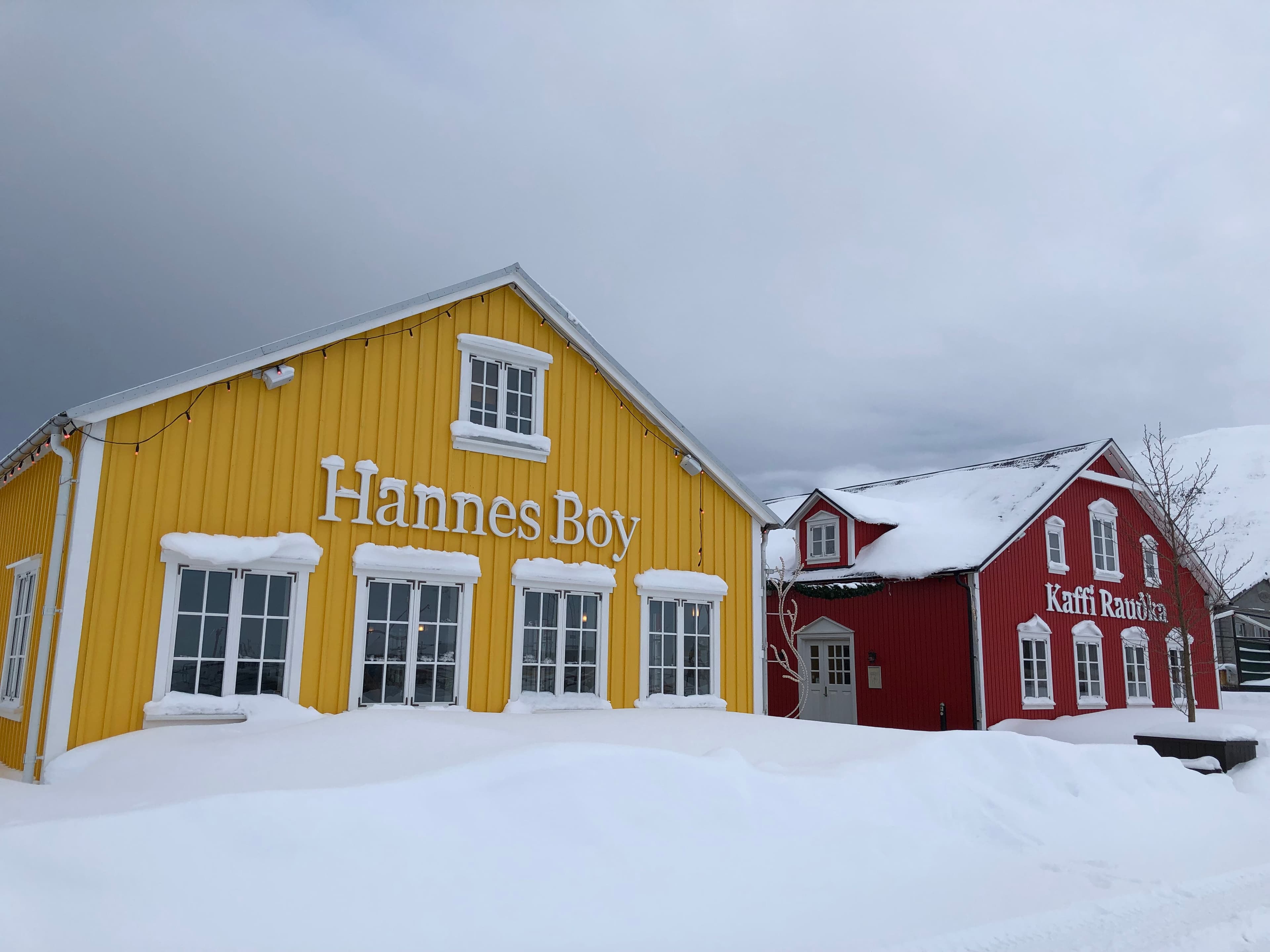 Private Arctic Coastline and Culture - photo 4