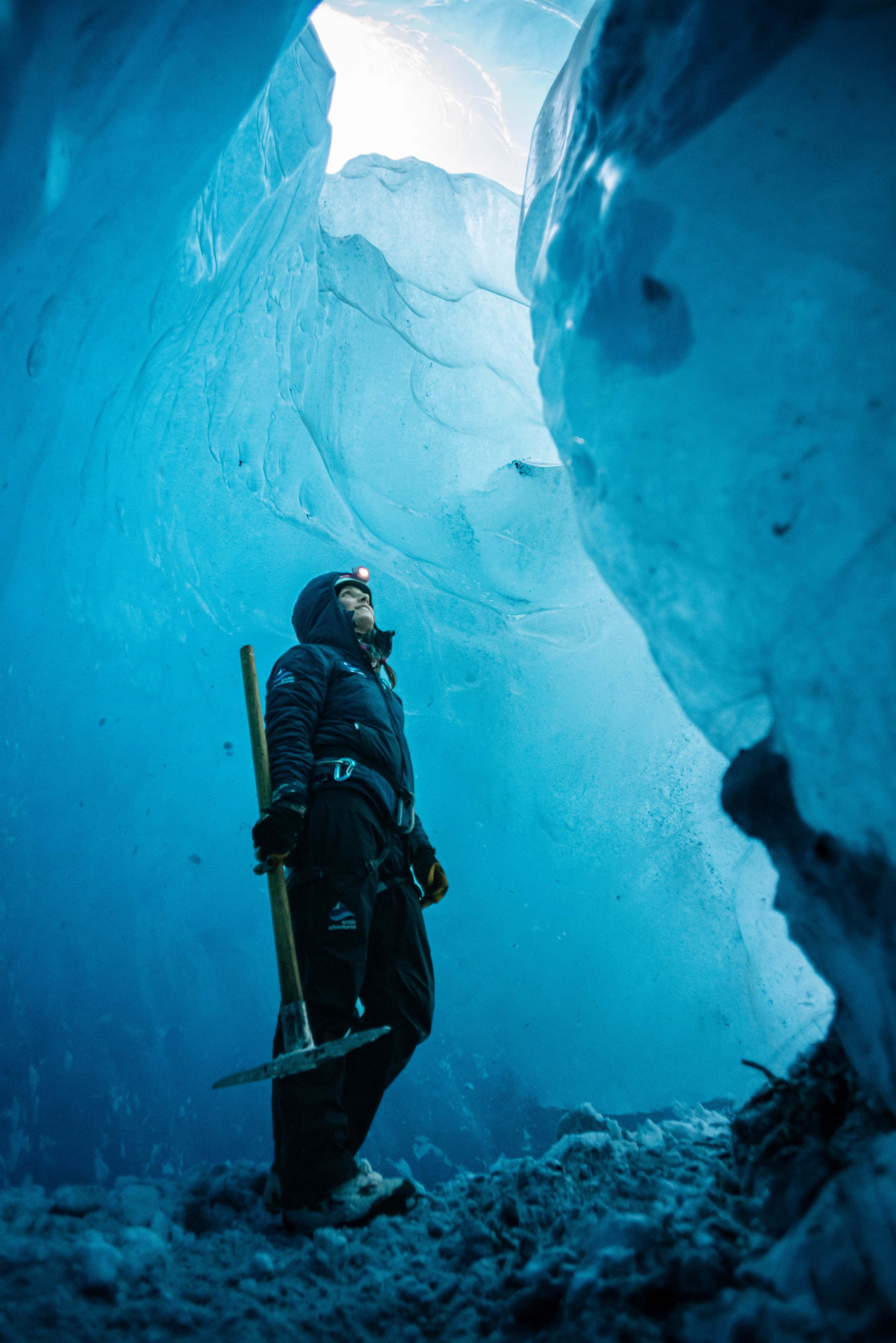 Skaftafell Blue Ice Cave & Glacier Hike Tour - photo 3