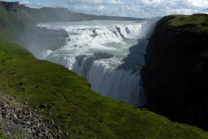 Private Tour: Golden Circle Essentials in minivan