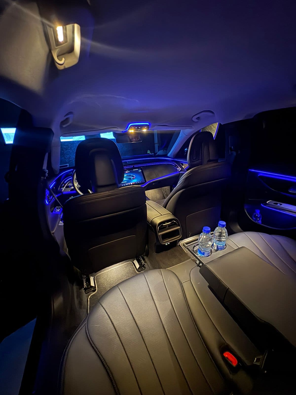 Private Transfer: Reykjavík  →  Keflavik Airport  (Sedan 2 Pax) - photo 4