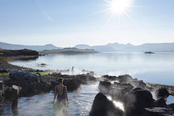 Hvammsvik Hot Springs: Private Round Trip Transfer with 3-Hour Visit - photo 7