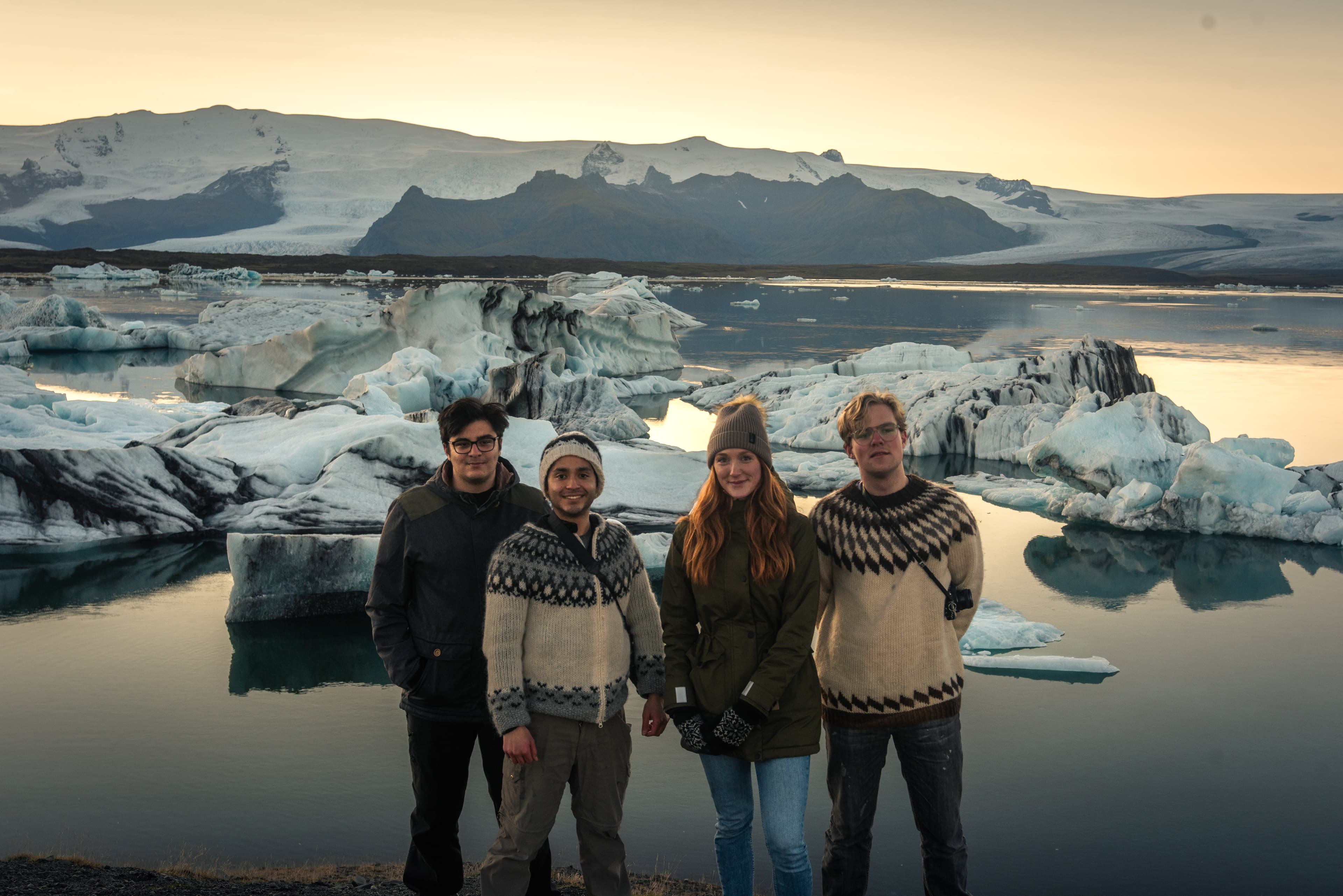 Private Glacier Lagoon + Diamond Beach + Glacier Hike  - photo 20