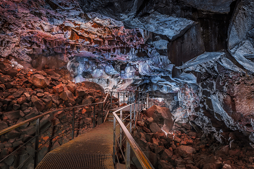 Horse Riding & Caving From Reykjavík - photo 4