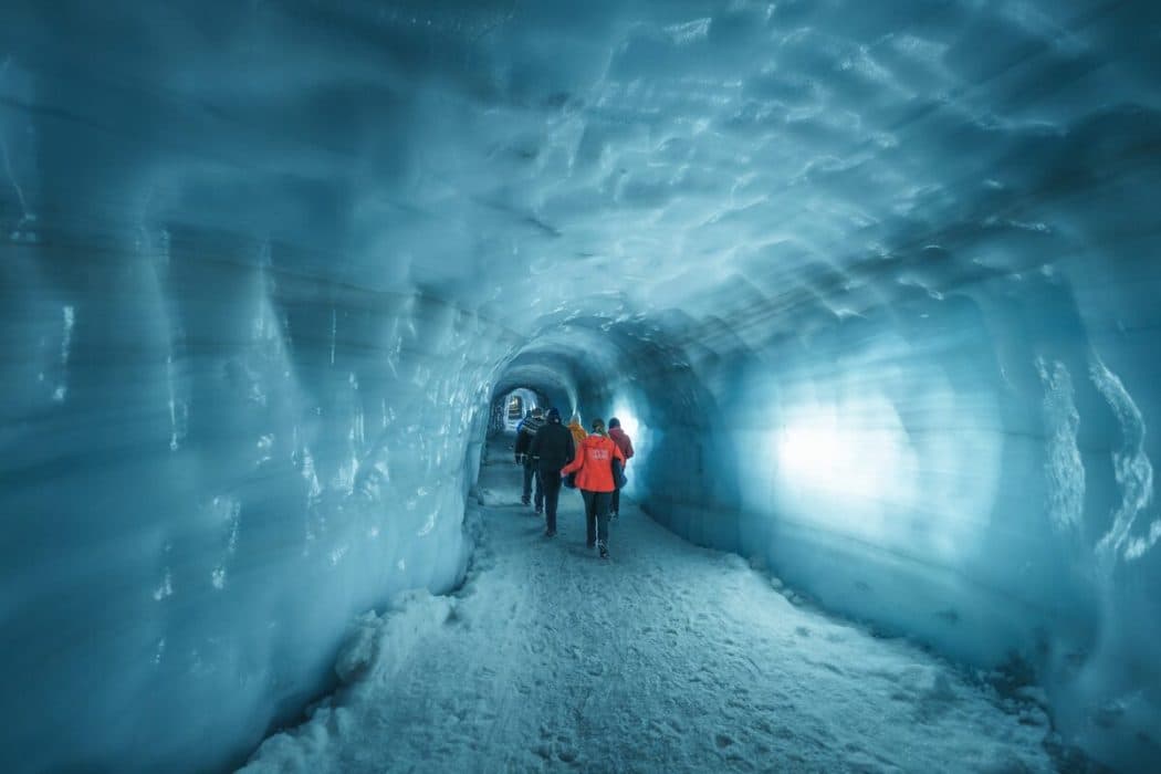 Silver Circle Private Tour: Glacier, Waterfalls & Hvammsvik Hot Springs - photo 3