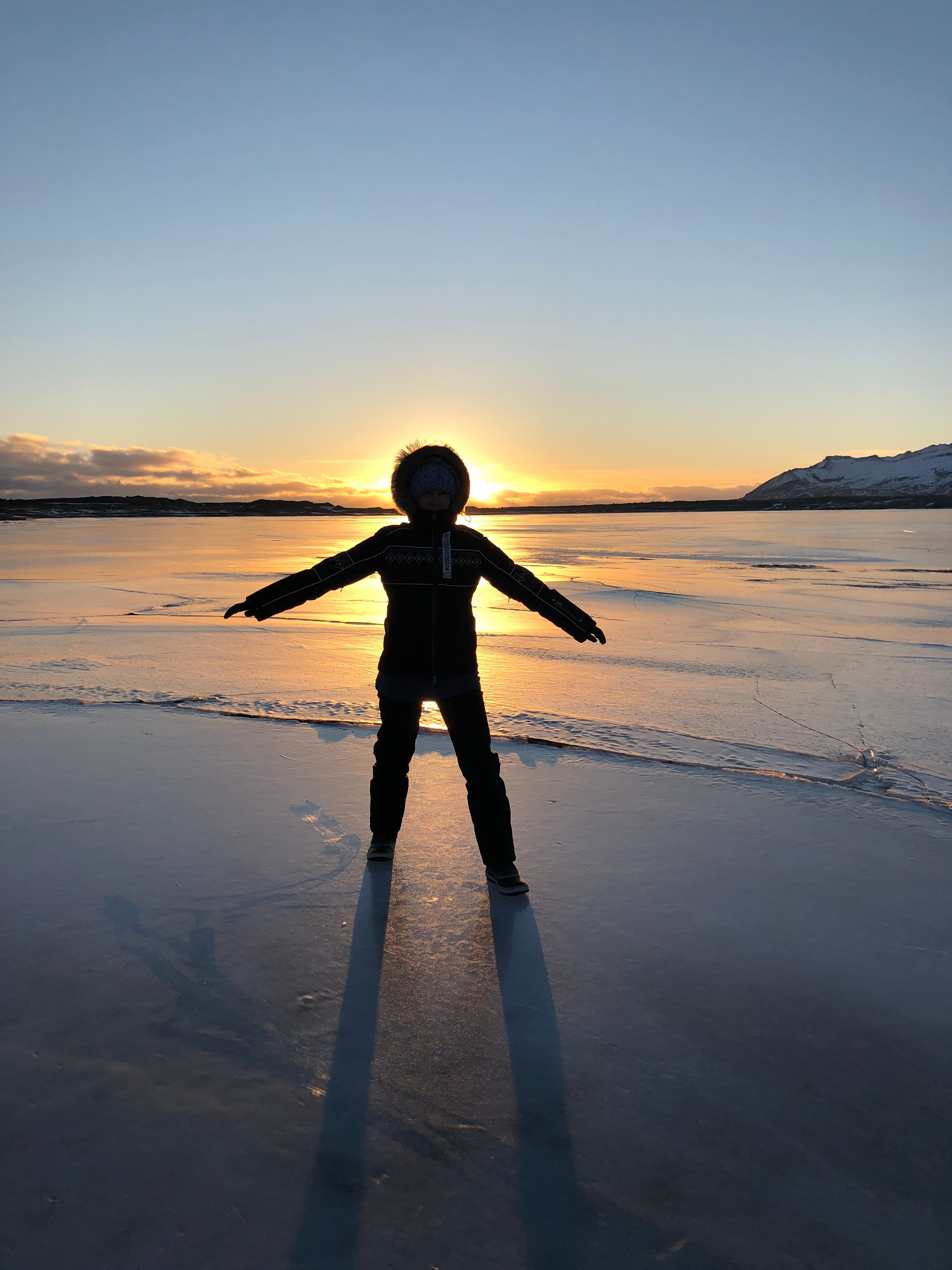 South Coast Small Group Tour: Waterfalls, Glacier & Black Sand Beach 