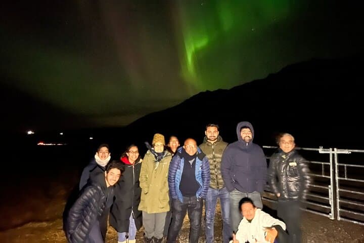 Northern Lights Guided Tour With Complimentary Professional Photos Iceland