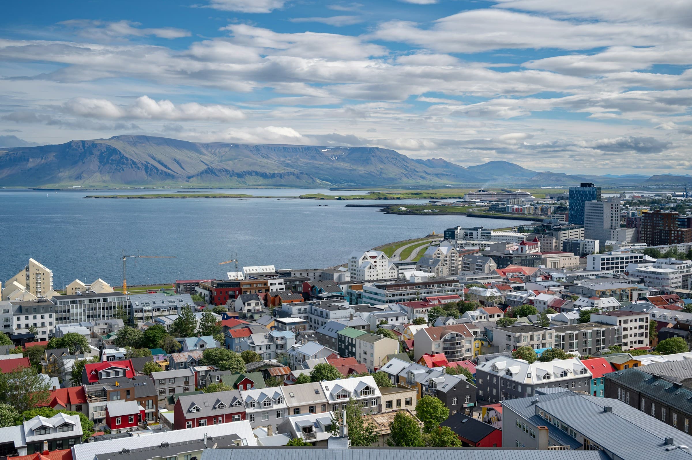 Reykjavik Hotels and Cruise Port: Private Transfer