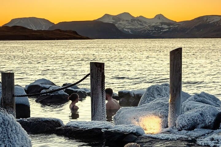 Private Escape to Hvammsvik Hot Springs( Entrance included) from Reykjavík