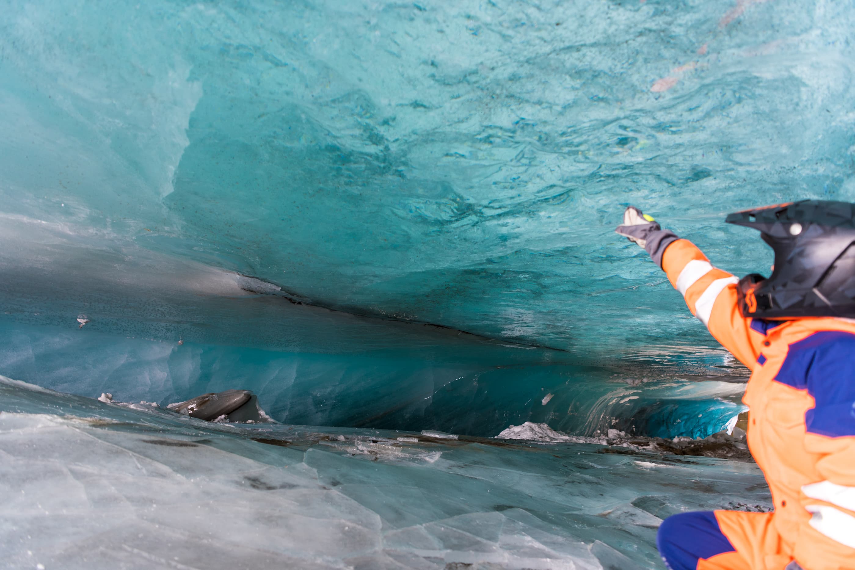 Glacier Snowmobiling & Ice Cave from Geysir Area - photo 10