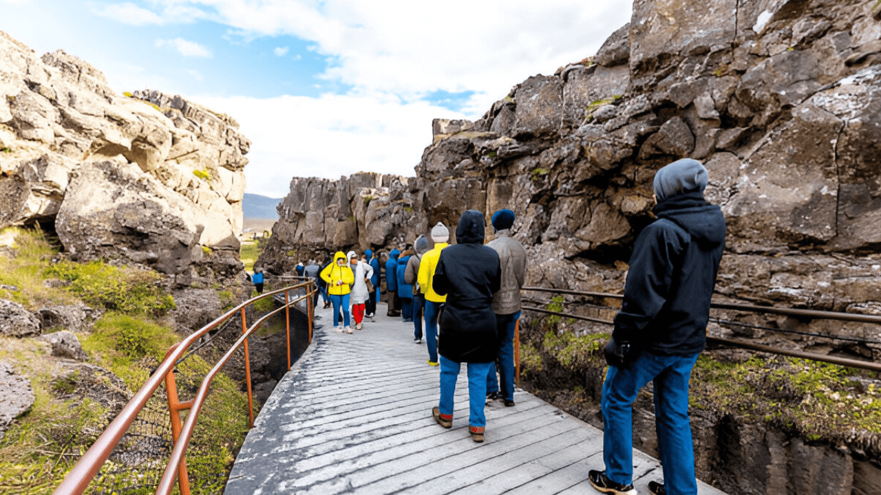 Private Golden Circle Escape from Keflavik Airport: Savor 5 iconic destinations - photo 10