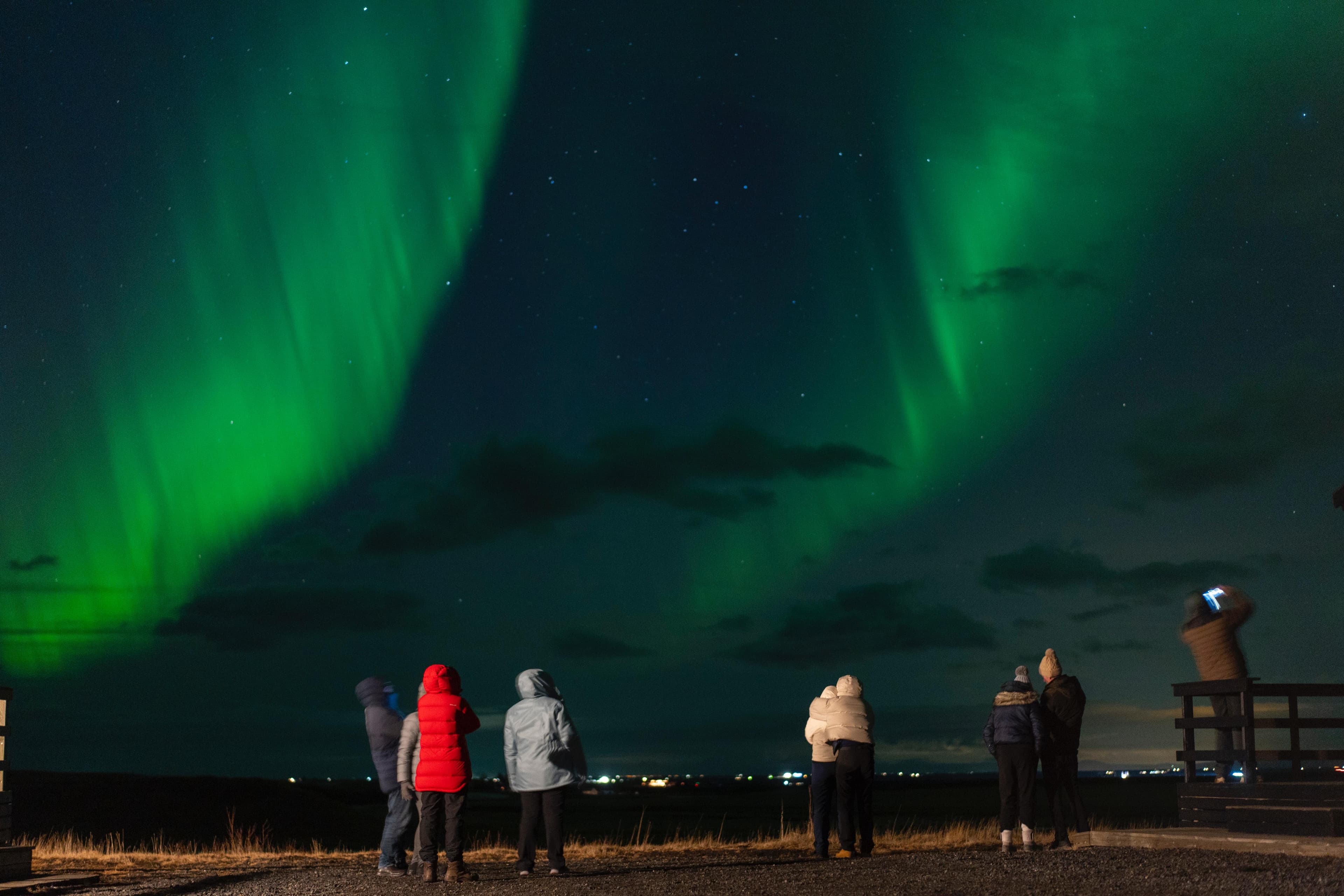 Northern Lights with Photo, Pastries and Hot Cocoa - 4x4 Tour from Reykjavík
