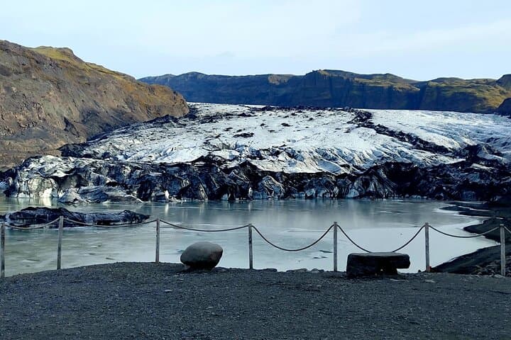 Private Transfer: Reykjavík from/to Vík 