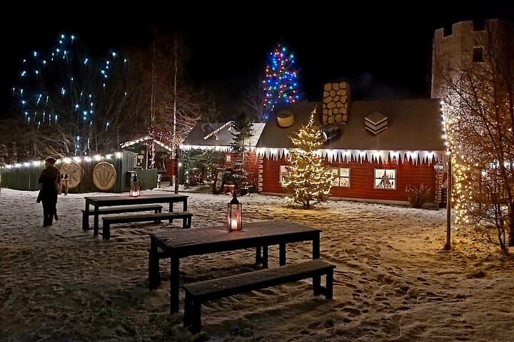 Half-Day Combo Tour to Goðafoss, Laufas and The Christmas House