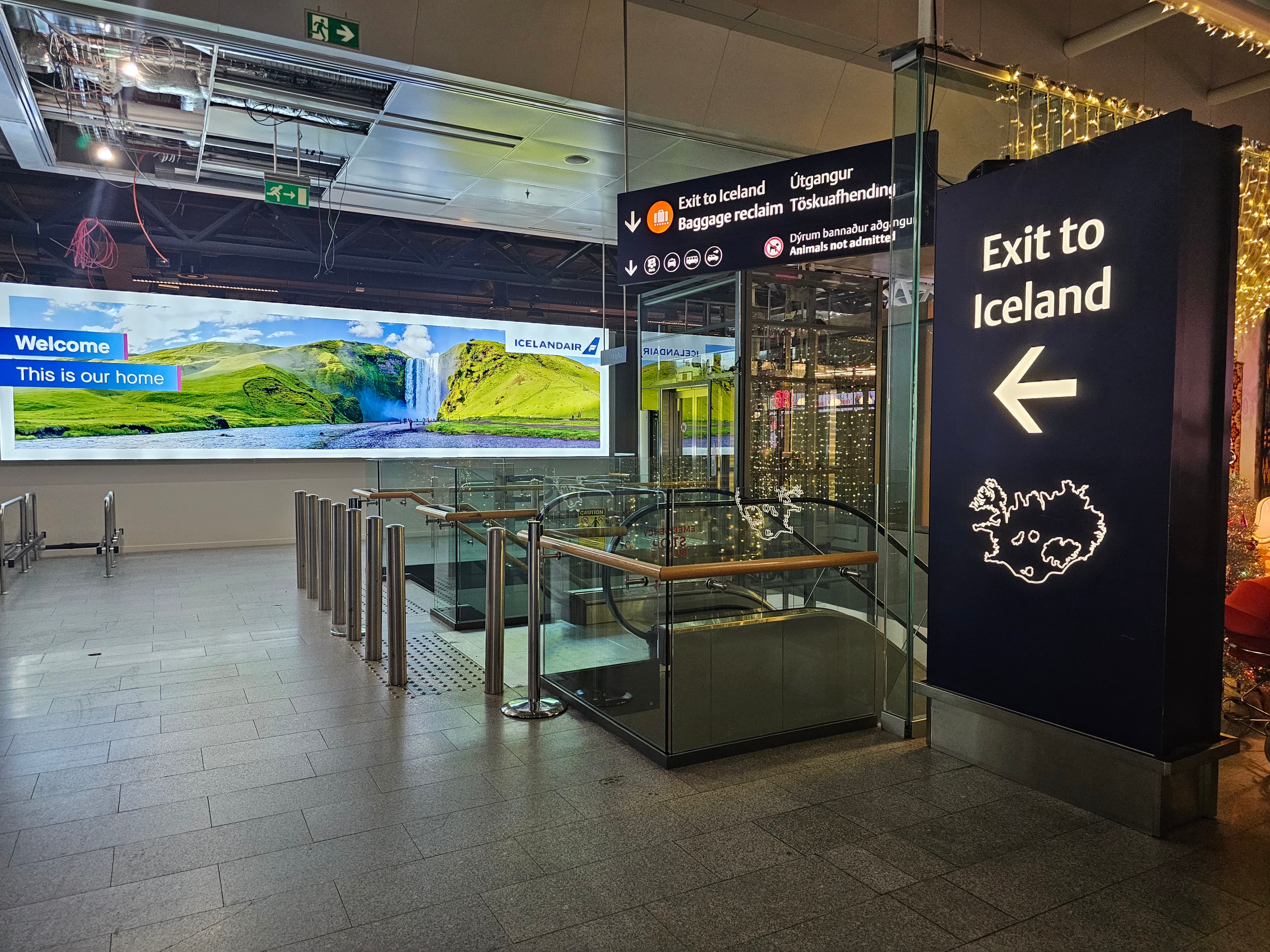 Keflavik Airport (KEF) to Reykjavik: Private Arrival Transfer - photo 5