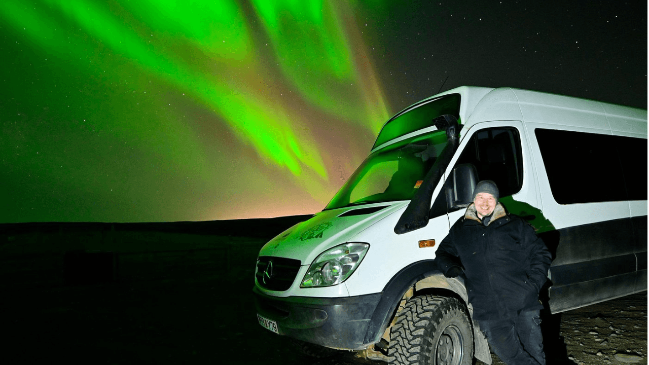 Private 4x4 Tour from Reykjavik - Northern Lights & Hot Choco - photo 4