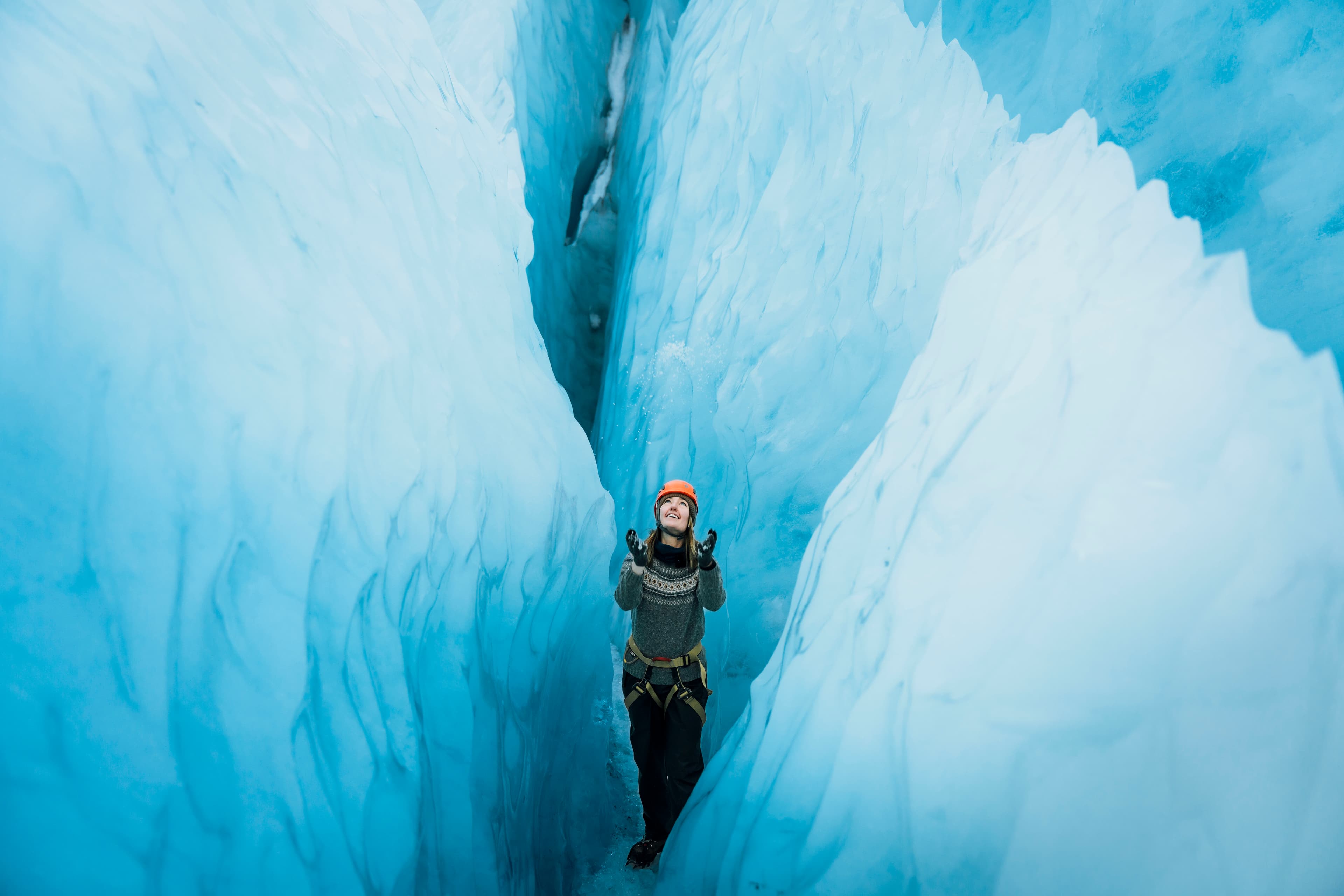 Crevasse Labyrinth - A Glacier Maze in Skaftafell