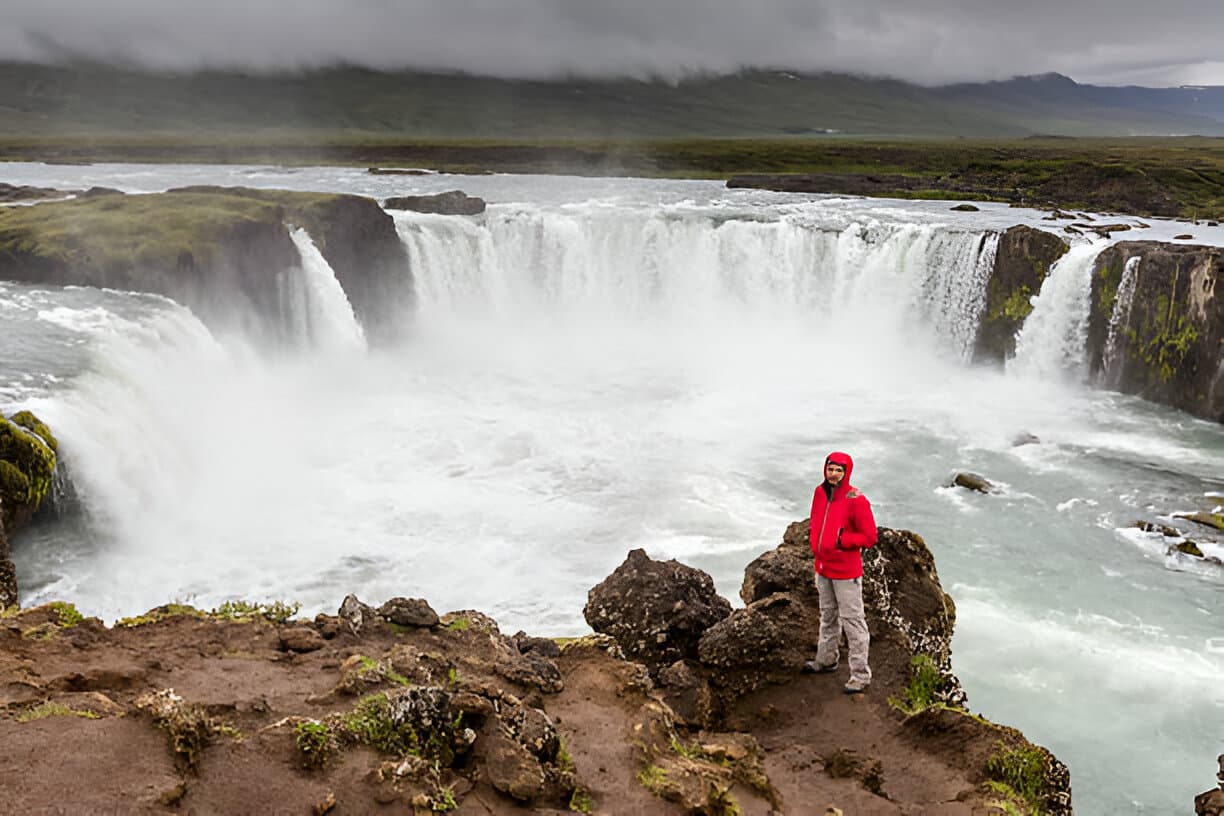 Private Lake Mývatn Wonders Tour: Pickup from Akureyri