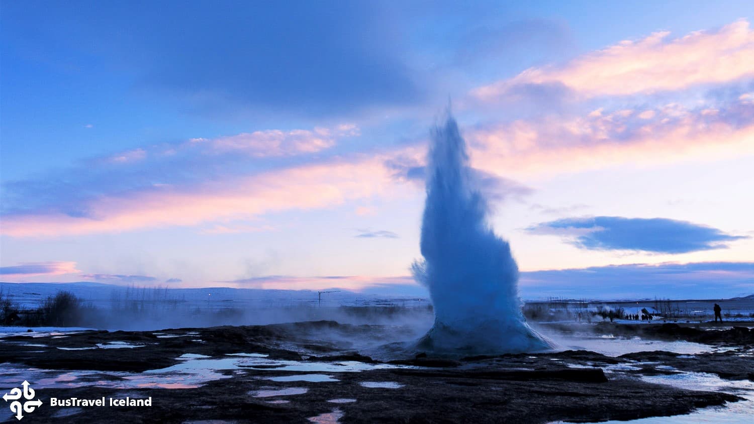 Golden Circle & Northern Lights Tour - photo 4