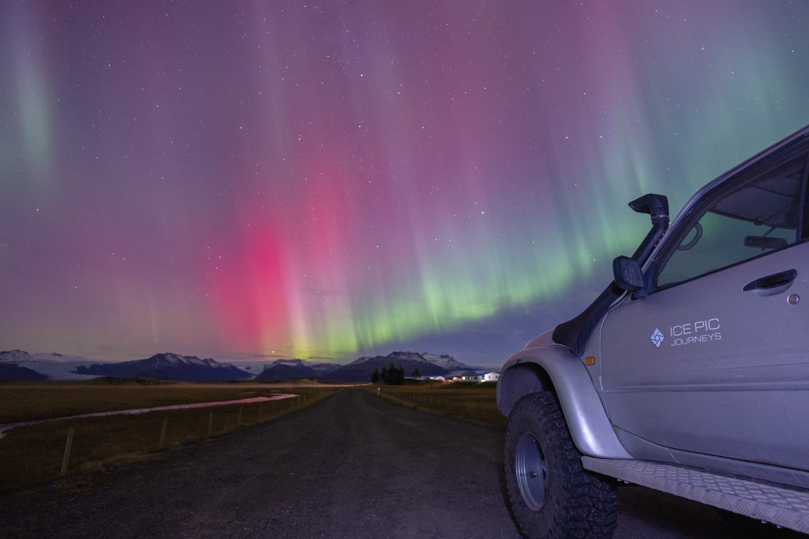 The Northern Lights Hunt - photo 2