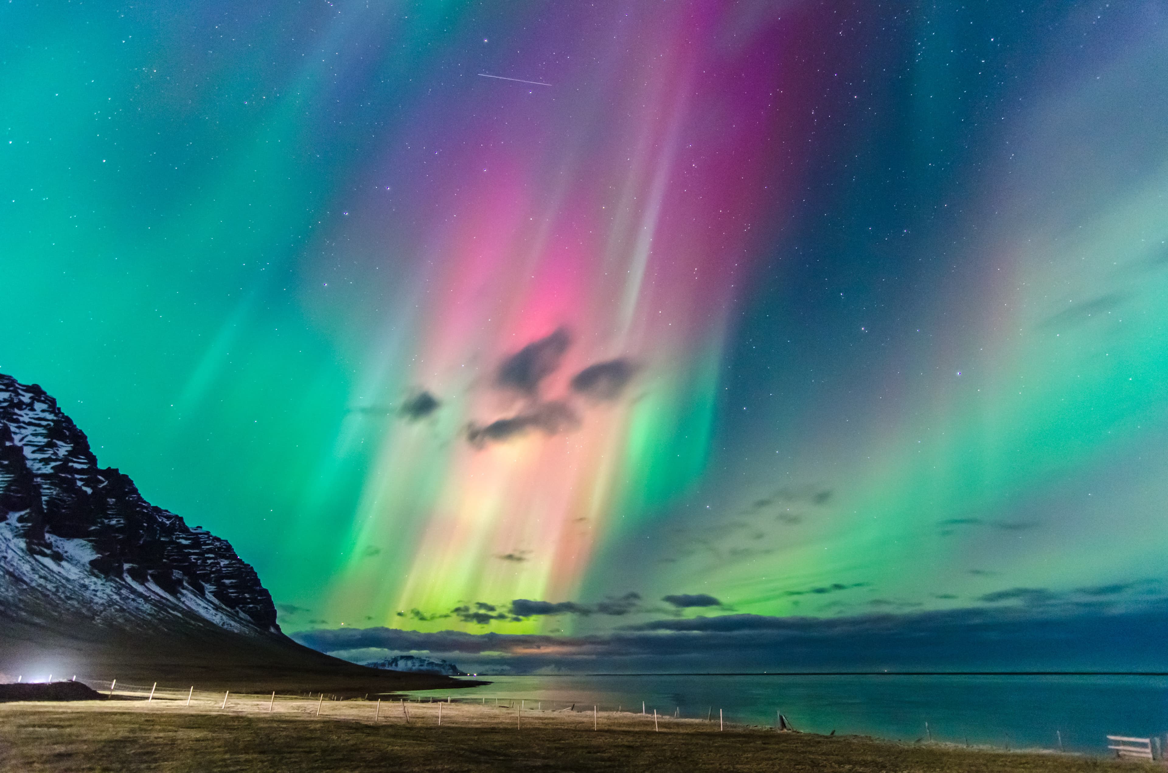 Glacier Snowmobiling, Golden Circle & Northern Lights - photo 5