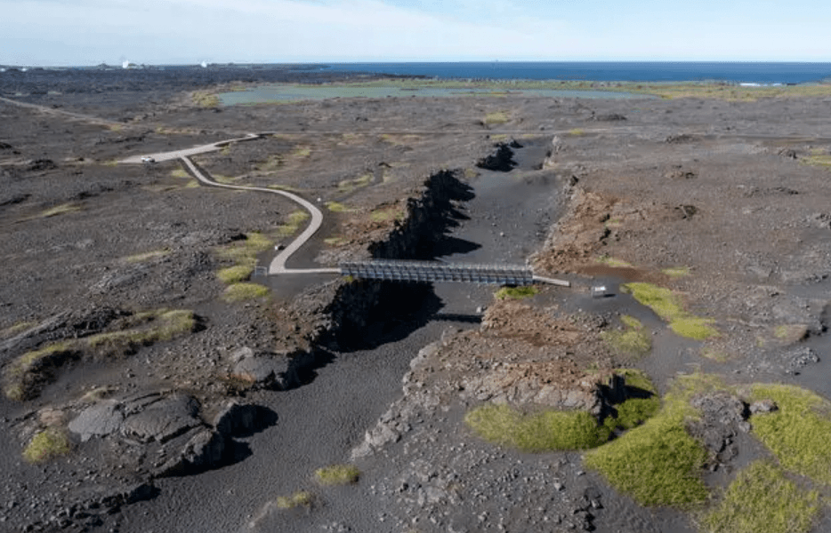 Private Reykjanes Peninsula & Blue Lagoon Tour - photo 11