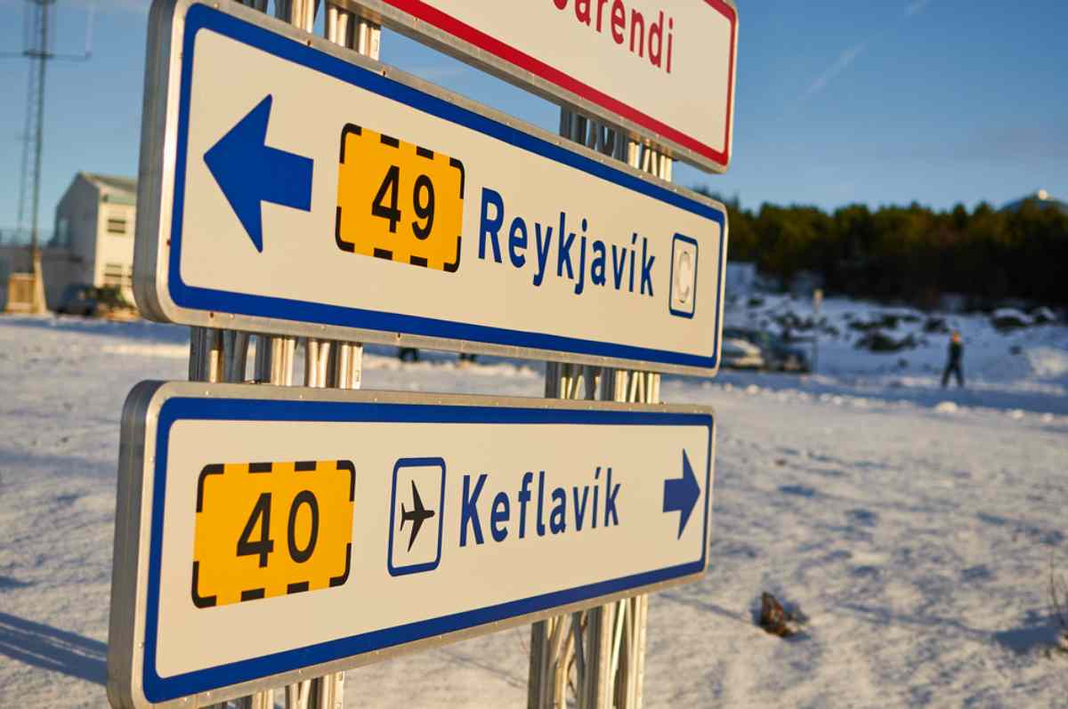 Keflavik Area Hotels and Reykjavik Cruise Port: Private Transfer - photo 4