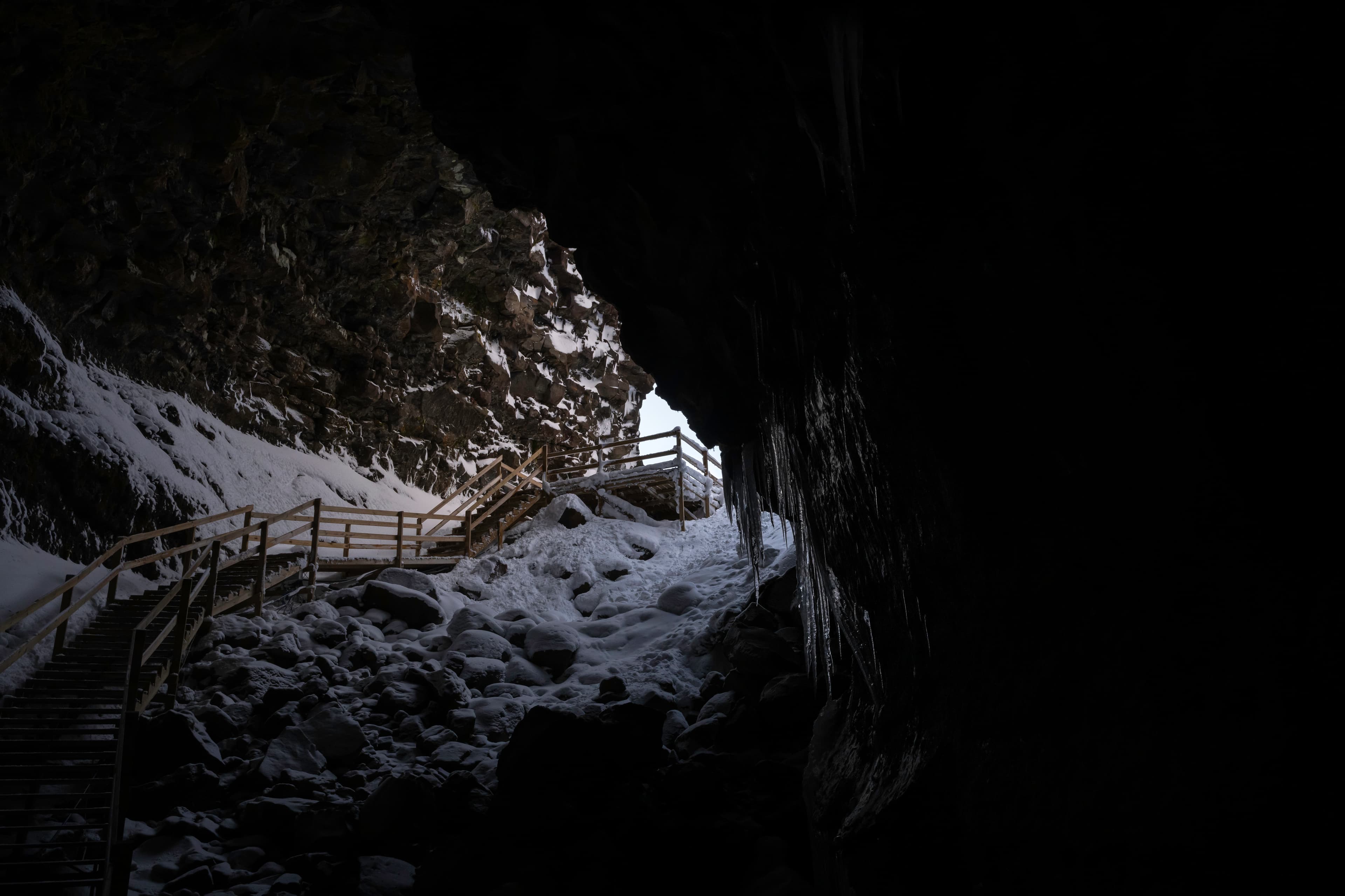 Borgarfjörður, Silver circle in minivan: lava tunnel and hot spring - photo 12