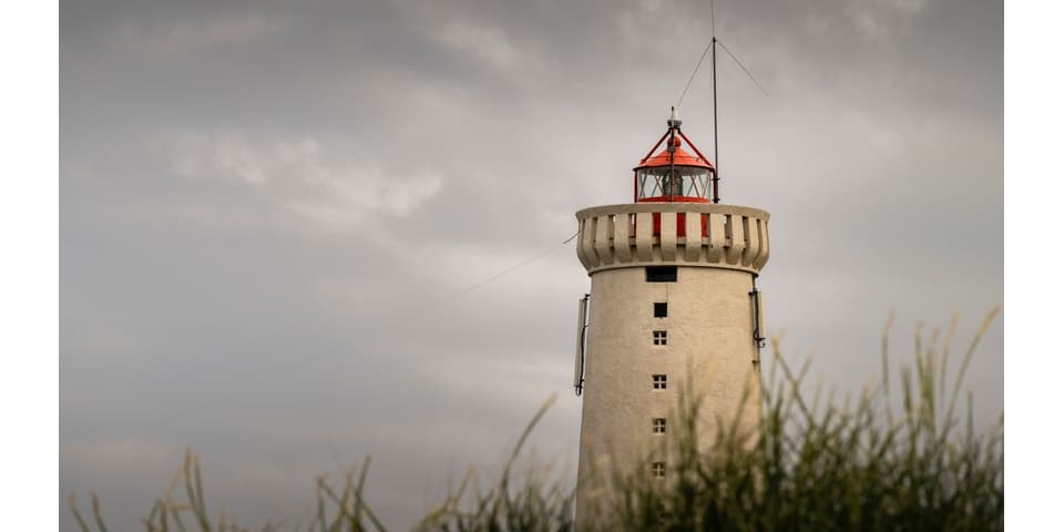 Small group Tour Reykjanes Peninsula: Lighthouses, Hot Springs and The Sky Lagoon