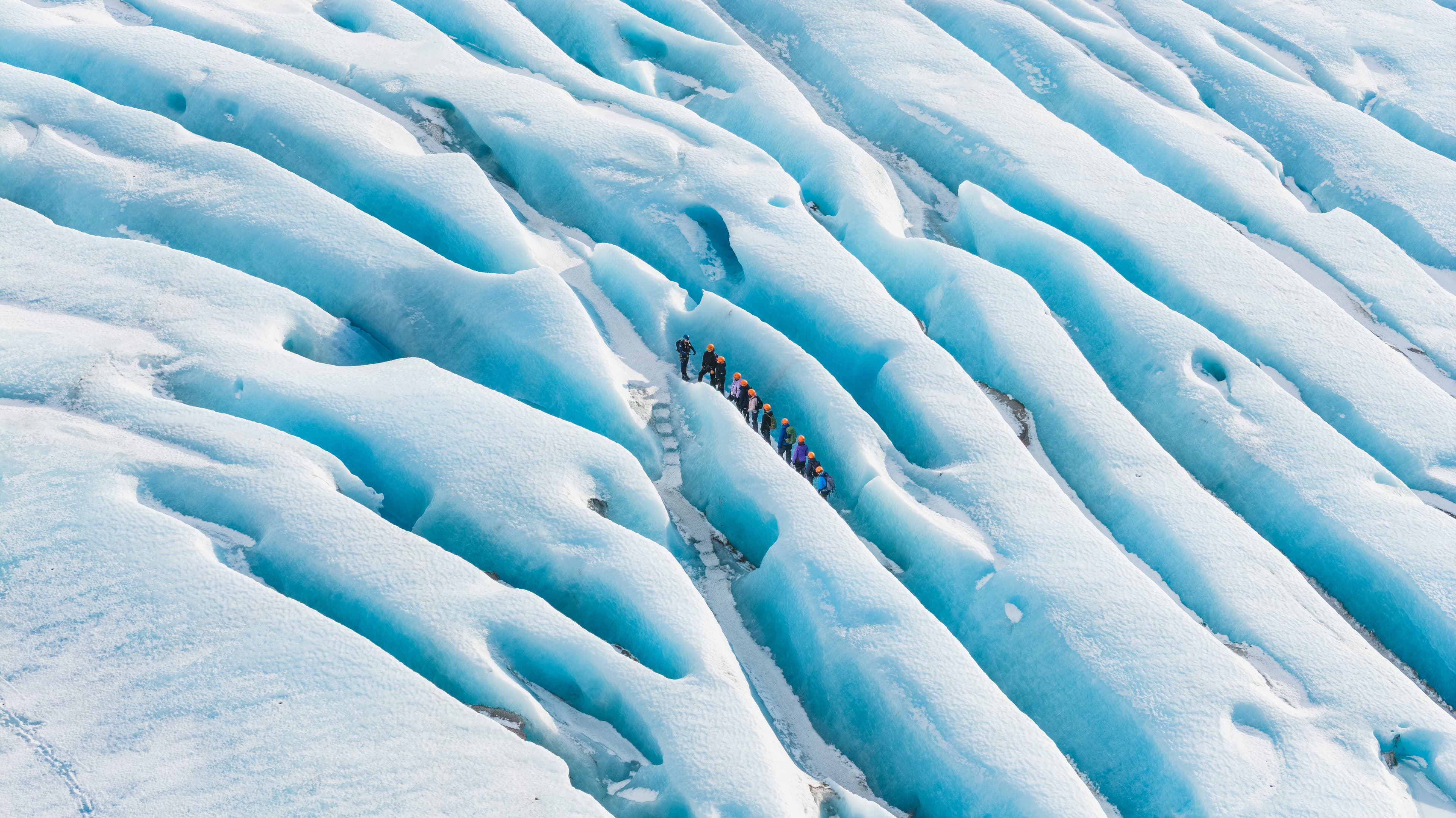 Crevasse Labyrinth - A Glacier Maze in Skaftafell