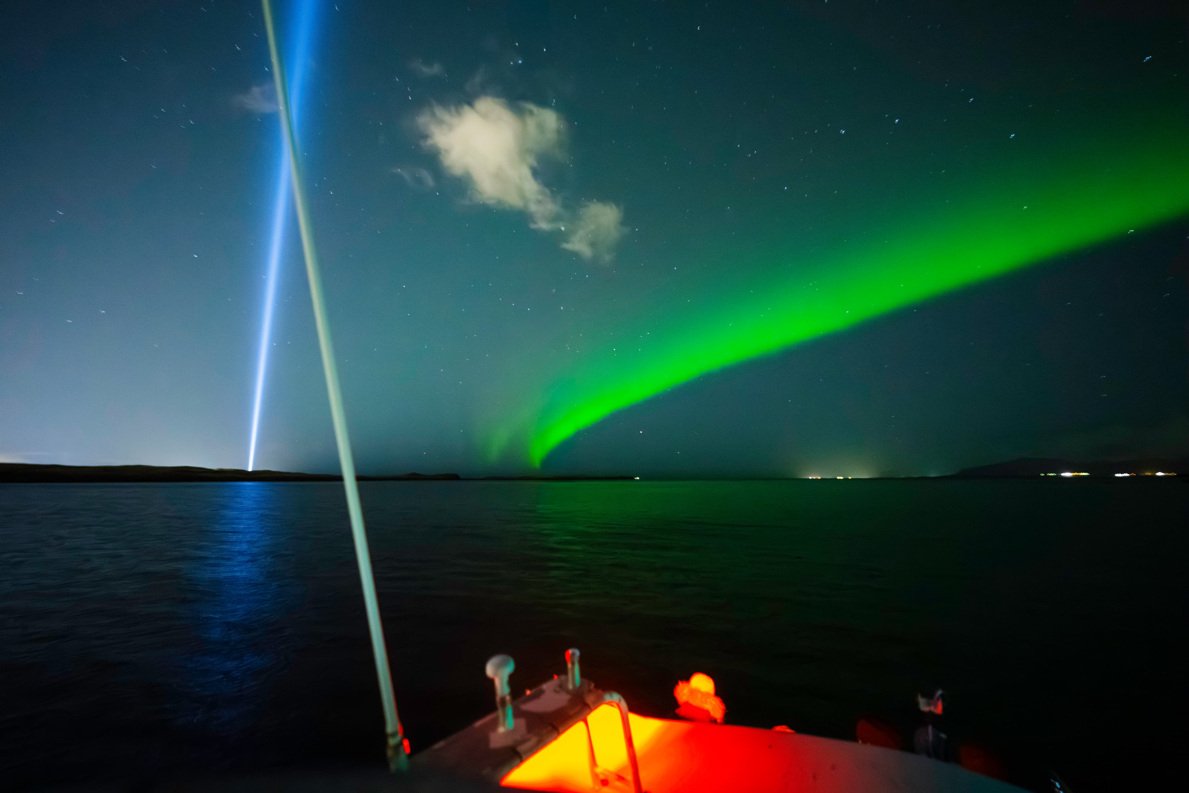 Golden Circle & Northern Lights by Boat Combo Tour - photo 26
