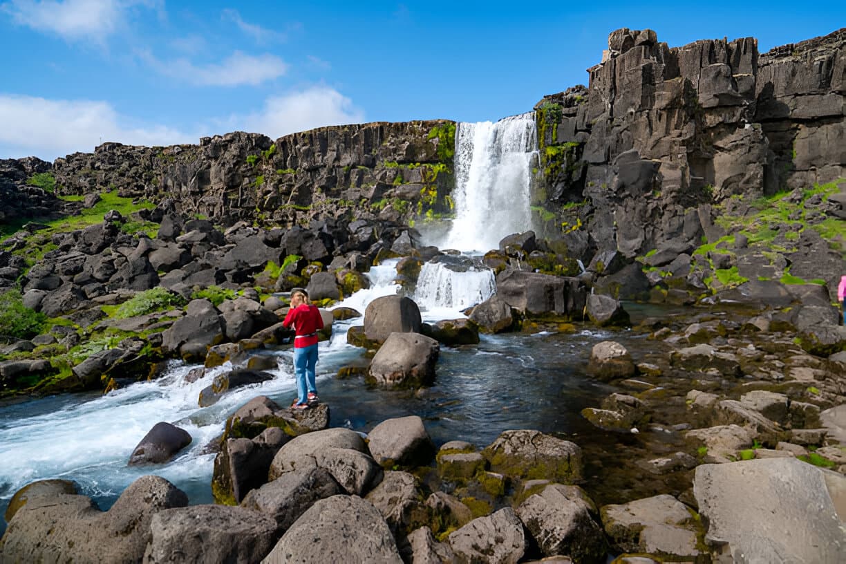 Golden Circle in Spanish with Kerid Crater & Local Farm Visit in Small Group - photo 9