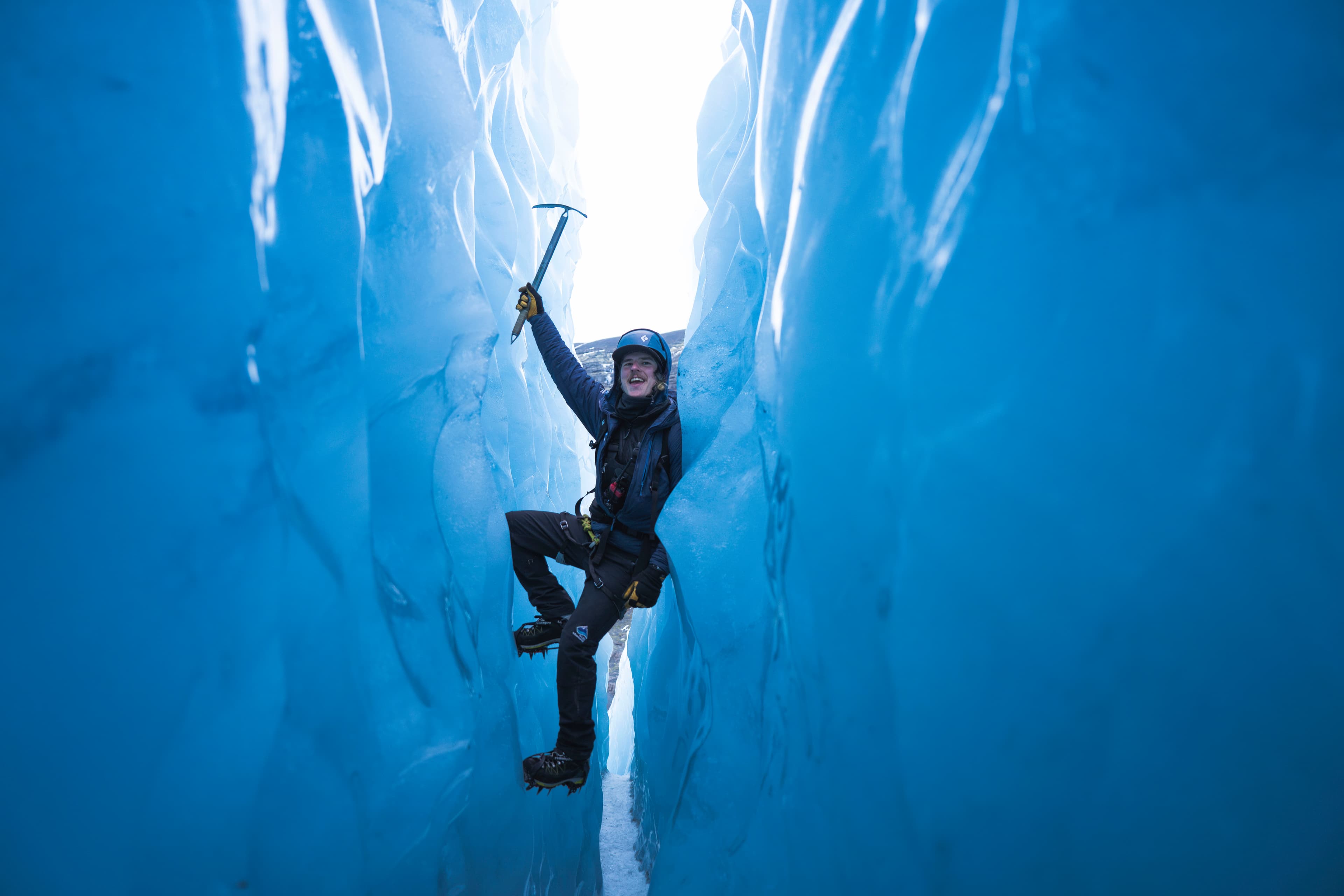 Crevasse Labyrinth - A Glacier Maze in Skaftafell - photo 3