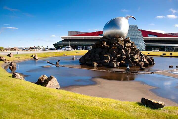 Private Transfer From Keflavik Airport (KEF) to Reykjavik - photo 11