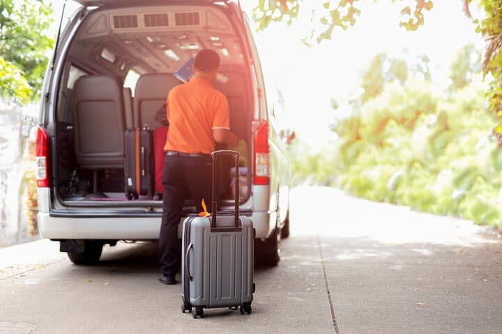 Keflavik Airport Private Transfer To/From Reykjavik cruise Ports - photo 9