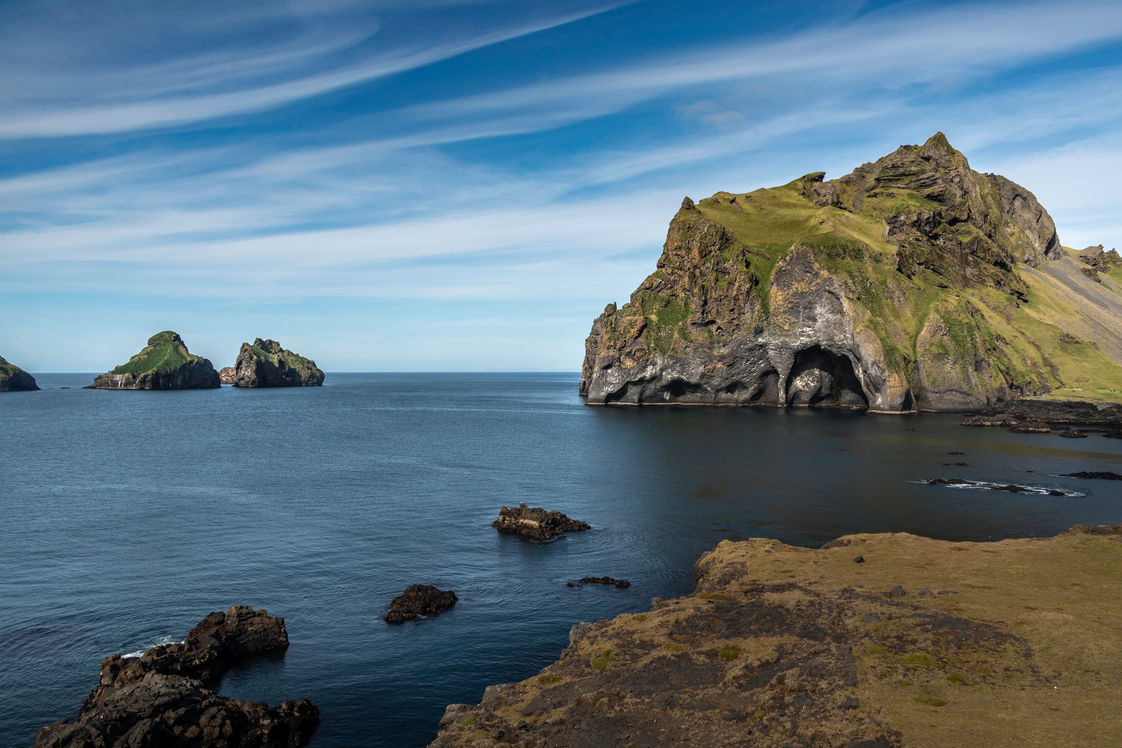 Private Minivan tour to the Westman Islands: History and Natural Wonders